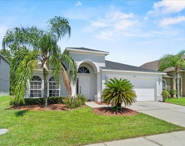 3961 Hampton Hills Drive - Photo Thumbnail 2