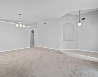 3961 Hampton Hills Drive - Photo Thumbnail 8