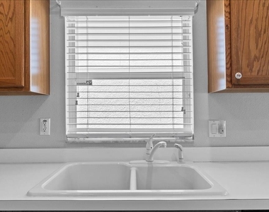 3961 Hampton Hills Drive - Photo Thumbnail 17