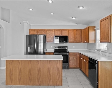 3961 Hampton Hills Drive - Photo Thumbnail 16