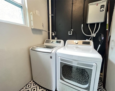 1127 Afton Street - Photo Thumbnail 14