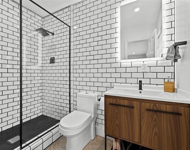 2288 Nw 21st Avenue - Photo Thumbnail 19