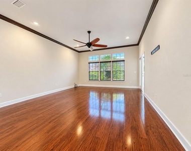 11774 Nw 60th Drive - Photo Thumbnail 3
