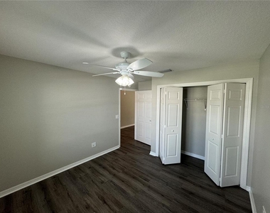 11221 Hess Way - Photo Thumbnail 13