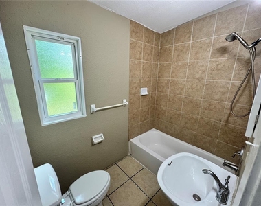 607 Danvers Street - Photo Thumbnail 8