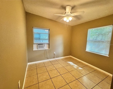 607 Danvers Street - Photo Thumbnail 9