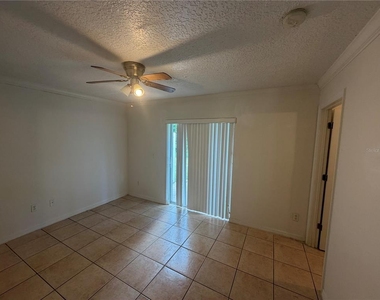 1050 6th Street - Photo Thumbnail 9