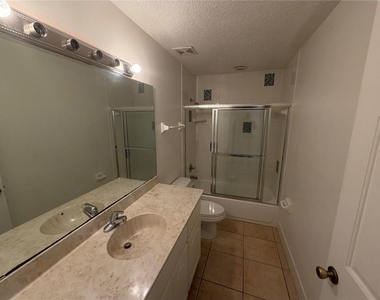 1050 6th Street - Photo Thumbnail 13