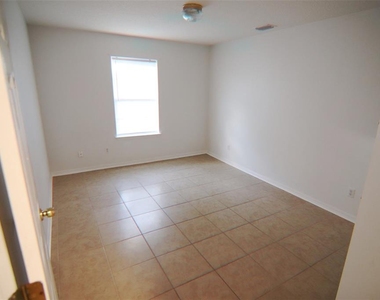 39 Red Barn Drive - Photo Thumbnail 15