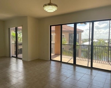 90 Vivante Boulevard - Photo Thumbnail 15