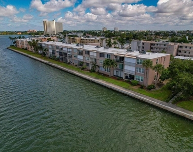 7540 Bay Island Drive S - Photo Thumbnail 55