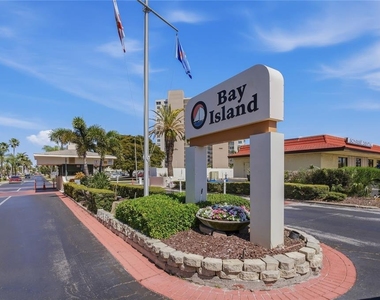 7540 Bay Island Drive S - Photo Thumbnail 62