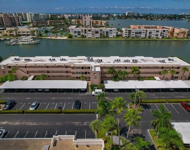 7540 Bay Island Drive S - Photo Thumbnail 51