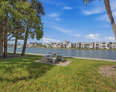 7540 Bay Island Drive S - Photo Thumbnail 42