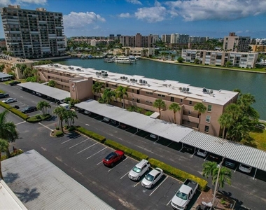 7540 Bay Island Drive S - Photo Thumbnail 52