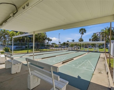 7540 Bay Island Drive S - Photo Thumbnail 35