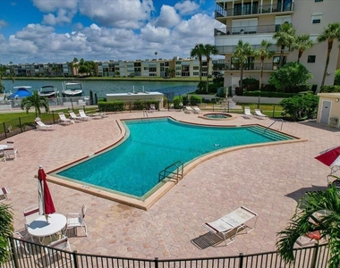 7540 Bay Island Drive S - Photo Thumbnail 31