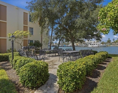 7540 Bay Island Drive S - Photo Thumbnail 43