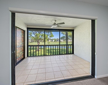 5143 Willow Links - Photo Thumbnail 7