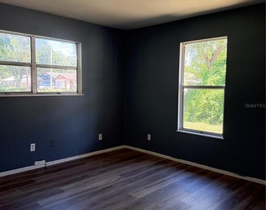 4732 Violet Avenue - Photo Thumbnail 6