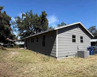 4732 Violet Avenue - Photo Thumbnail 3