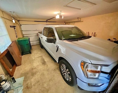 4005 Oakley Greene - Photo Thumbnail 16