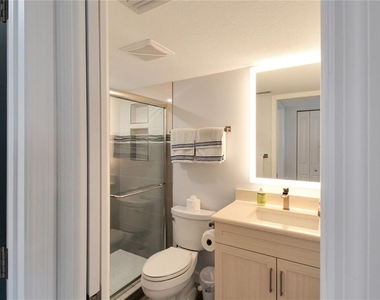633 Alhambra Road - Photo Thumbnail 15