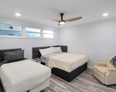 633 Alhambra Road - Photo Thumbnail 17