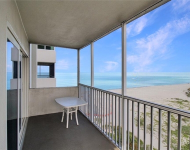 633 Alhambra Road - Photo Thumbnail 12