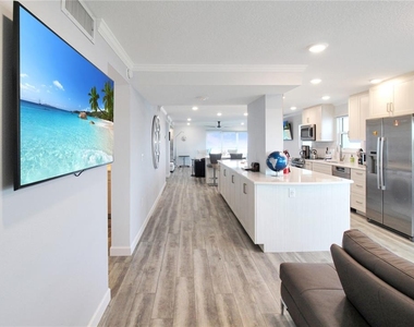 633 Alhambra Road - Photo Thumbnail 7