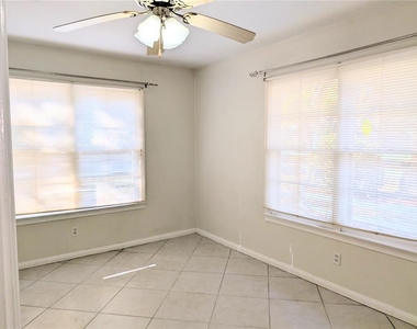 1010 Indian Beach Drive - Photo Thumbnail 9