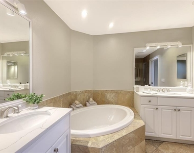 606 Riviera Dunes Way - Photo Thumbnail 22