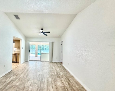 510 Border Street - Photo Thumbnail 4