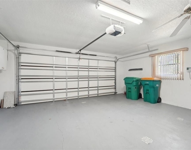 510 Border Street - Photo Thumbnail 34