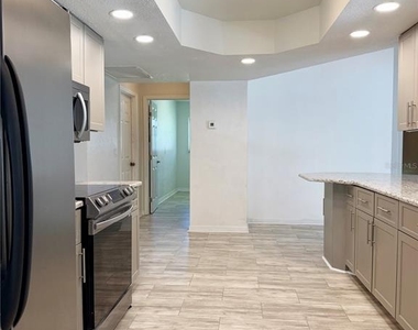 510 Border Street - Photo Thumbnail 7