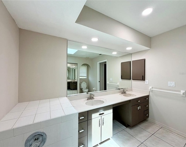 510 Border Street - Photo Thumbnail 14
