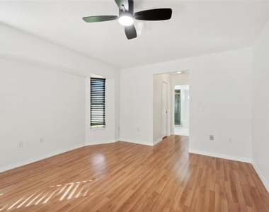 510 Border Street - Photo Thumbnail 10
