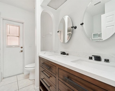 510 Border Street - Photo Thumbnail 21