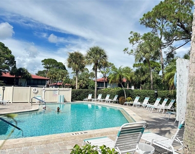 350 Barcelona Drive - Photo Thumbnail 17