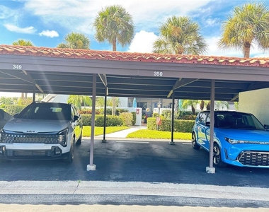 350 Barcelona Drive - Photo Thumbnail 15