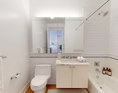 808 Columbus Avenue - Photo Thumbnail 8