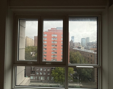 East 2nd Street - Photo Thumbnail 6