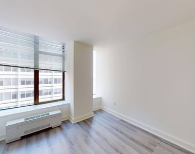 10 Hanover Square - Photo Thumbnail 3