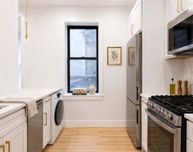 204 West 96th Street - Photo Thumbnail 4