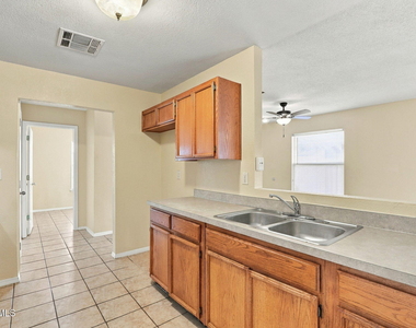2236 Tierra Blanca Way - Photo Thumbnail 13