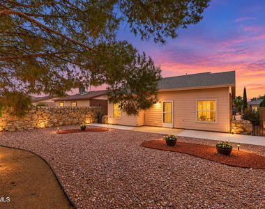2236 Tierra Blanca Way - Photo Thumbnail 32