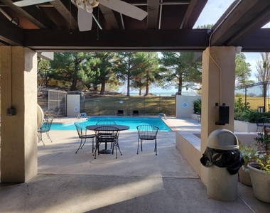 1027 Los Jardines Circle - Photo Thumbnail 19