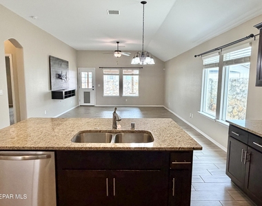 14908 Tierra Coruna Avenue - Photo Thumbnail 11