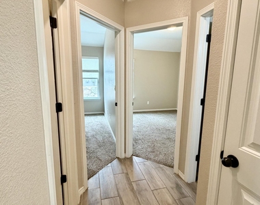 14908 Tierra Coruna Avenue - Photo Thumbnail 23