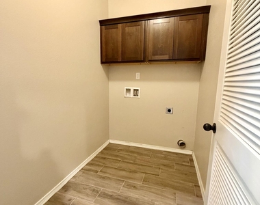14908 Tierra Coruna Avenue - Photo Thumbnail 35